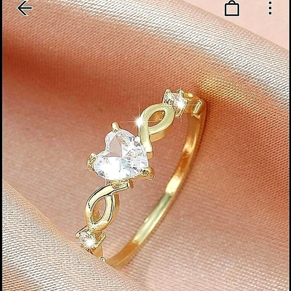 Fashion Jewelry Jewelry - HEART Ring with zircon